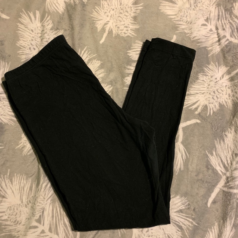 Black leggings